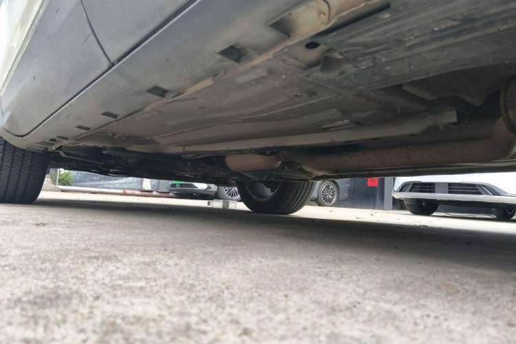 Used Ford Kuga 2015 2.0L GTDi Four-Wheel Drive Elite Model Chassis Rear Left