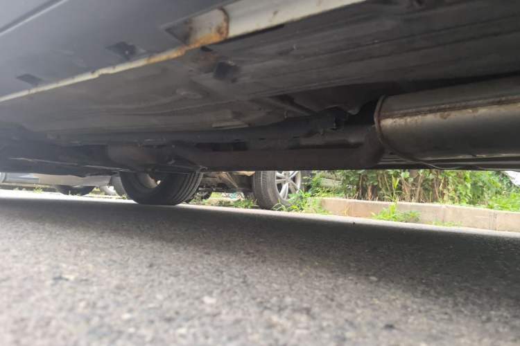 Used Ford Kuga 2015 2.0L GTDi Four-Wheel-Drive Sport Model Chassis Rear Left