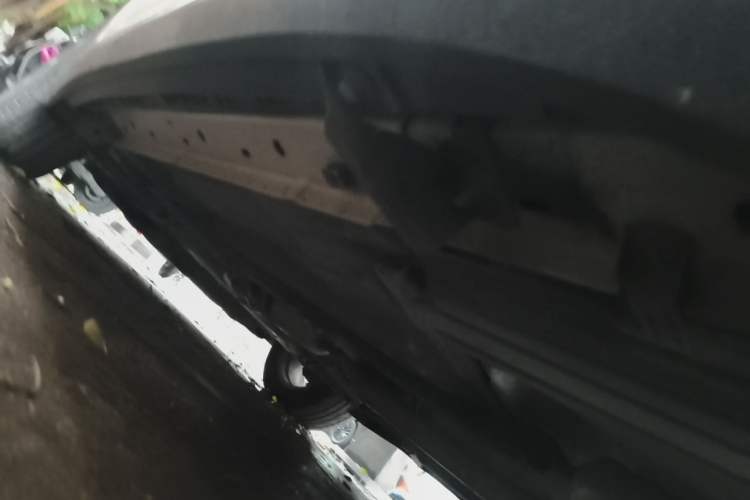 Used Ford Kuga 2015 2.0L GTDi Four-Wheel Drive Elite Model Chassis Rear Left