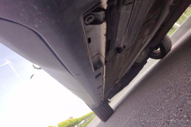 Used Ford Kuga 2015 1.5L GTDi Two-Wheel-Drive Comfort Model Chassis Rear Left