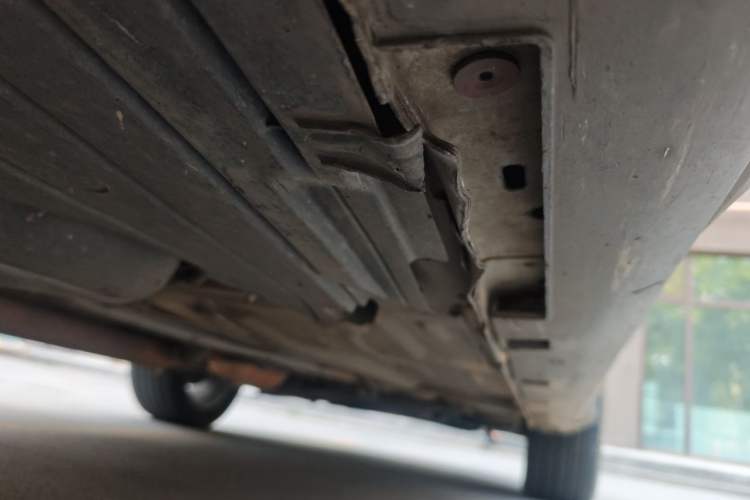 Used Ford Kuga 2015 1.5L GTDi Four-Wheel-Drive Elite Model Chassis Rear Right