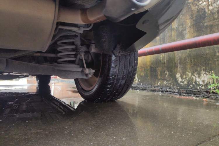 Used Ford Kuga 2015 2.0L GTDi Four-Wheel Drive Elite Model Chassis Rear Right