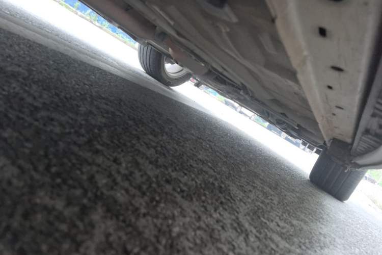 Used Ford Kuga 2015 2.0L GTDi Four-Wheel-Drive Sport Model Chassis Rear Right