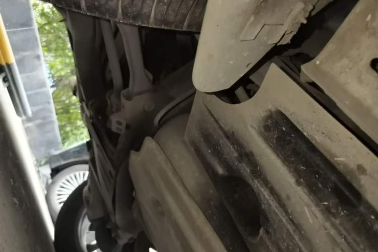 Used Ford Kuga 2015 2.0L GTDi Four-Wheel Drive Elite Model Chassis Rear Right