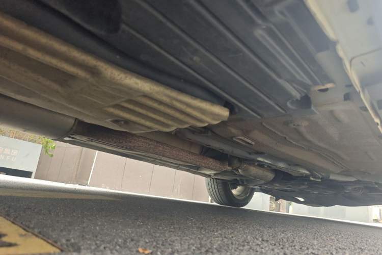 Used Ford Kuga 2015 1.5L GTDi Four-Wheel-Drive Elite Model Chassis Rear Right