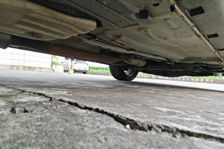 Used Ford Kuga 2015 2.0L GTDi Four-Wheel Drive Elite Model Chassis Rear Right