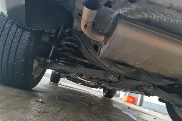 Used Ford Kuga 2015 2.0L GTDi Four-Wheel Drive Elite Model Chassis Rear Right