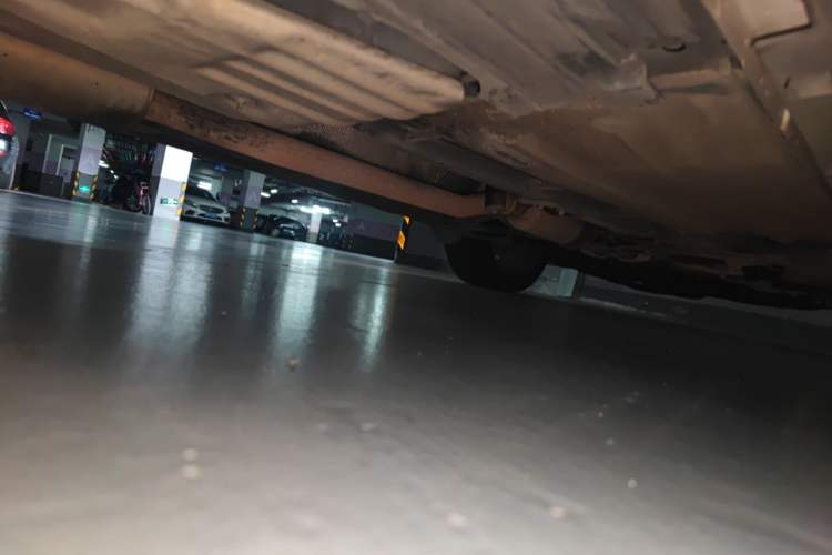 Used Ford Kuga 2015 2.0L GTDi Four-Wheel-Drive Sport Model Chassis Rear Right