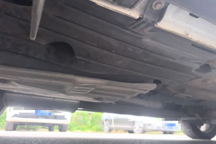 Used Ford Kuga 2015 2.0L GTDi Four-Wheel-Drive Sport Model Chassis Rear Right