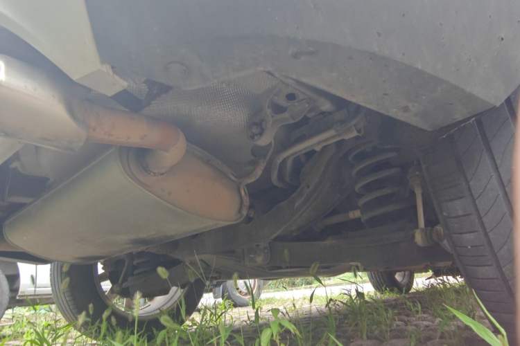 Used Ford Kuga 2015 2.0L GTDi Four-Wheel Drive Elite Model Chassis Rear Right