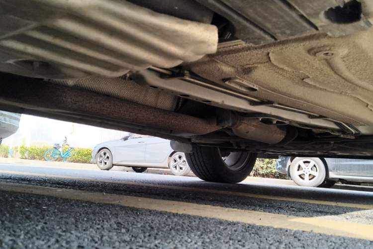 Used Ford Kuga 2015 1.5L GTDi Four-Wheel-Drive Elite Model Chassis Rear Right