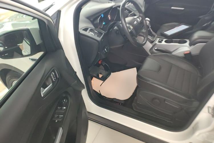 Used Ford Kuga 2015 1.5L GTDi Two-Wheel Drive Fashion Edition Driver Seat