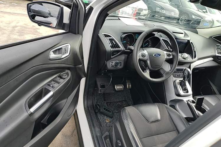 Used Ford Kuga 2015 1.5L GTDi Two-Wheel Drive Fashion Edition Driver Seat