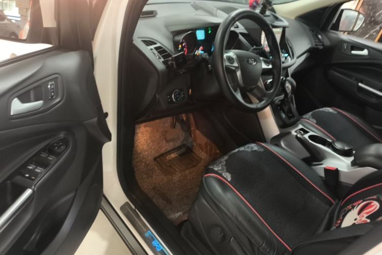Used Ford Kuga 2015 1.5L GTDi Two-Wheel-Drive Comfort Model Driver Seat
