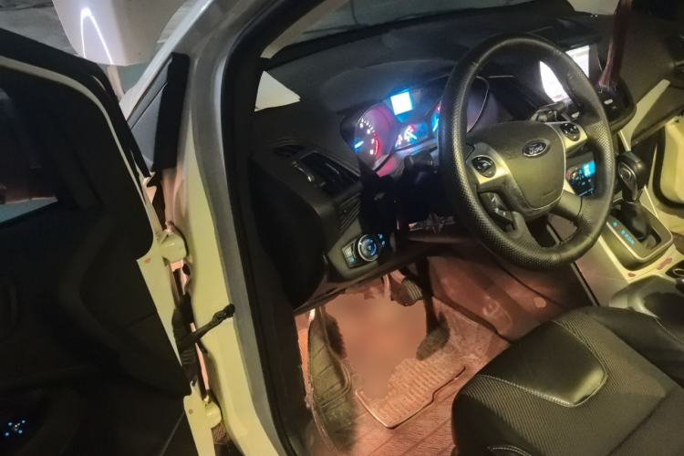 Used Ford Kuga 2015 1.5L GTDi Two-Wheel Drive Fashion Edition Driver Seat