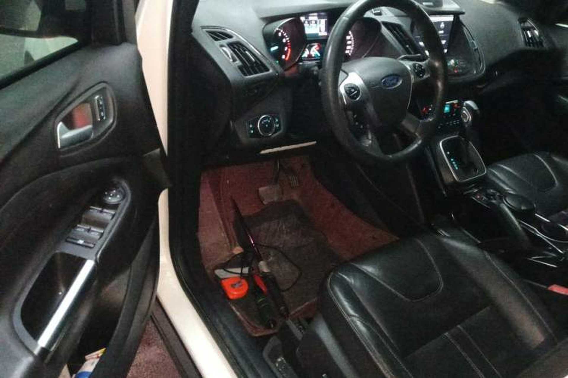 Used Ford Kuga 2015 2.0L GTDi Four-Wheel-Drive Sport Model Driver Seat