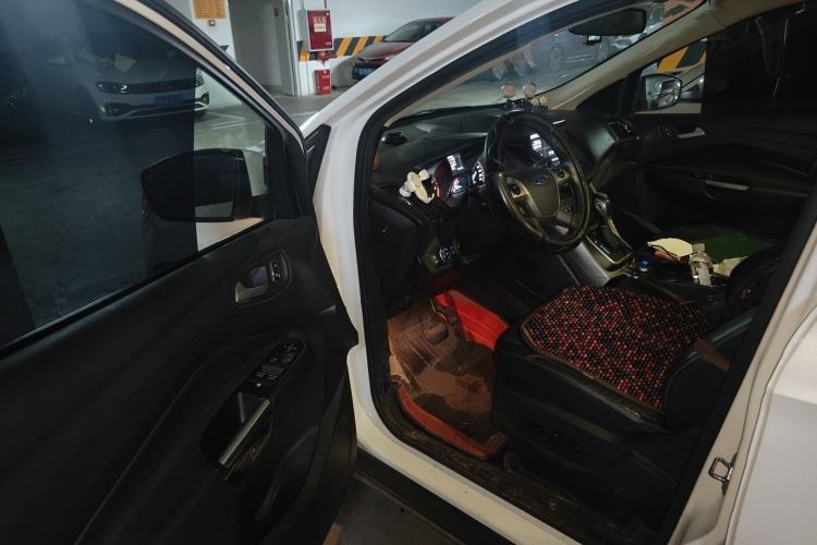 Used Ford Kuga 2015 1.5L GTDi Four-Wheel-Drive Elite Model Driver Seat
