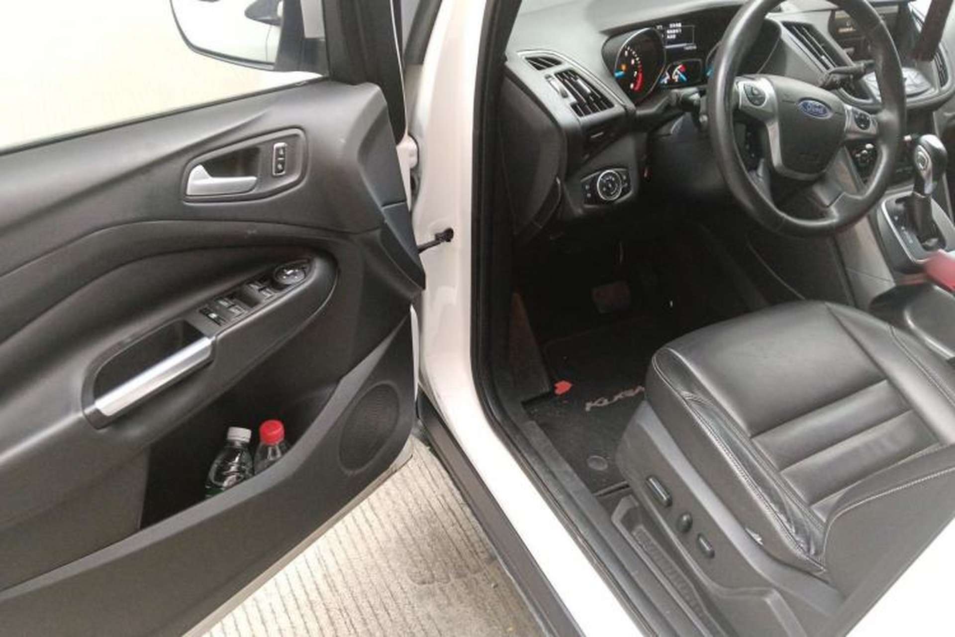 Used Ford Kuga 2015 2.0L GTDi Four-Wheel Drive Elite Model Driver Seat