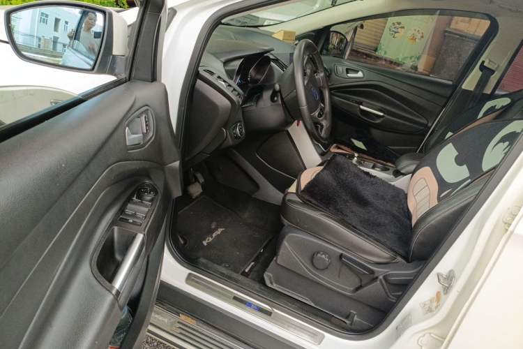 Used Ford Kuga 2015 1.5L GTDi Two-Wheel Drive Fashion Edition Driver Seat