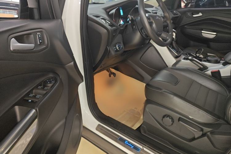 Used Ford Kuga 2015 1.5L GTDi Two-Wheel Drive Fashion Edition Driver Seat