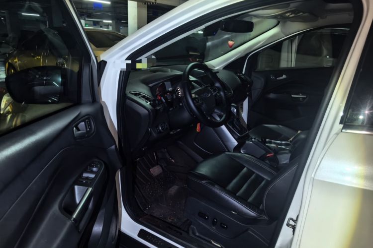 Used Ford Kuga 2015 1.5L GTDi Four-Wheel-Drive Elite Model Driver Seat