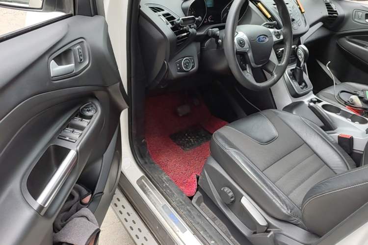 Used Ford Kuga 2015 1.5L GTDi Two-Wheel Drive Fashion Edition Driver Seat