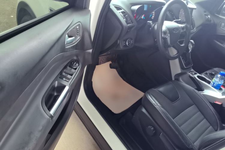 Used Ford Kuga 2015 1.5L GTDi Two-Wheel Drive Fashion Edition Driver Seat