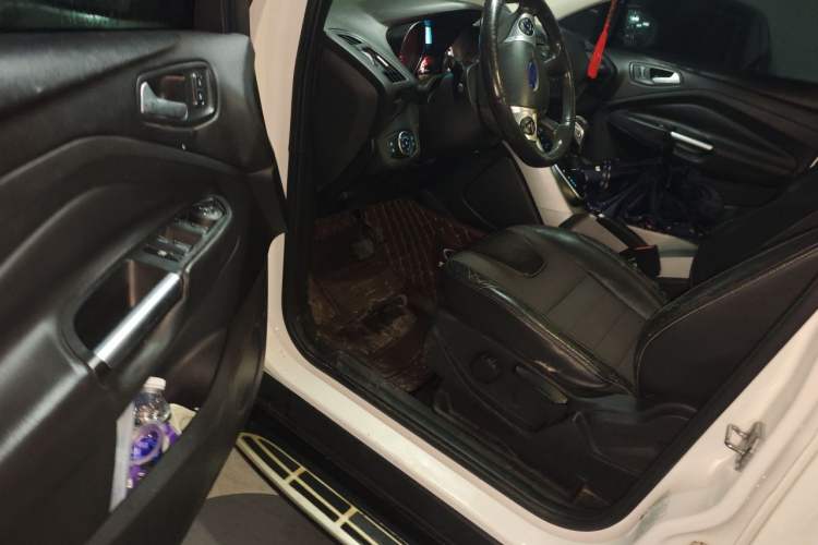 Used Ford Kuga 2015 1.5L GTDi Two-Wheel Drive Fashion Edition Driver Seat