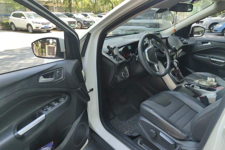 Used Ford Kuga 2015 1.5L GTDi Two-Wheel Drive Fashion Edition Driver Seat