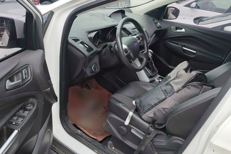 Used Ford Kuga 2015 1.5L GTDi Two-Wheel Drive Fashion Edition Driver Seat