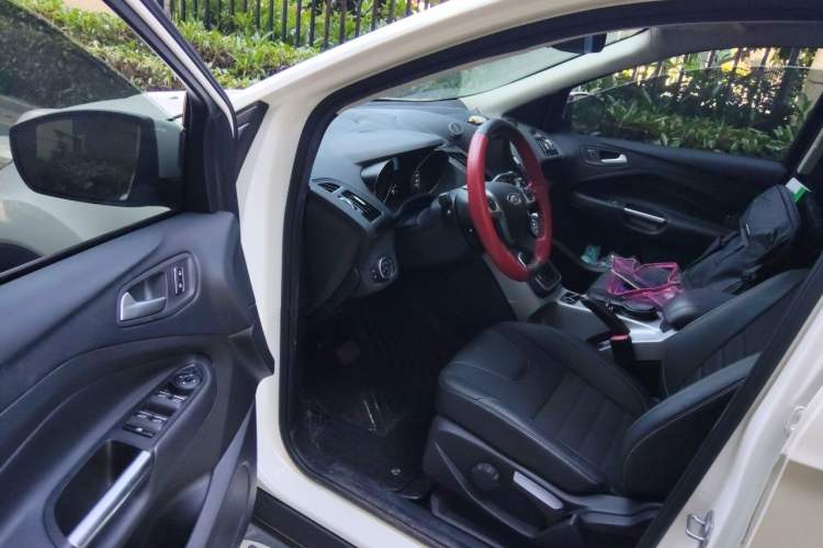 Used Ford Kuga 2015 1.5L GTDi Two-Wheel Drive Fashion Edition Driver Seat