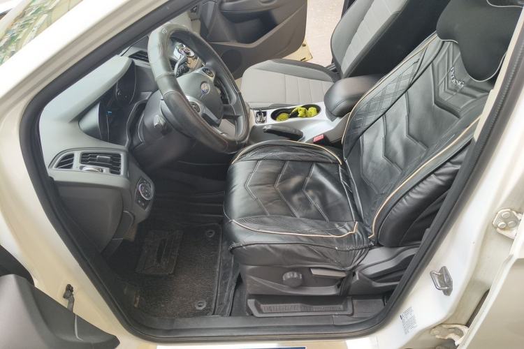 Used Ford Kuga 2015 1.5L GTDi Two-Wheel-Drive Comfort Model Driver Seat