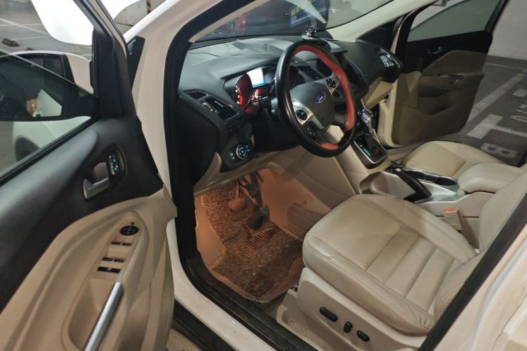 Used Ford Kuga 2015 1.5L GTDi Four-Wheel-Drive Elite Model Driver Seat