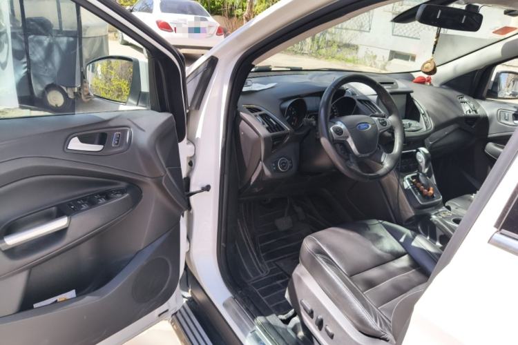Used Ford Kuga 2015 1.5L GTDi Four-Wheel-Drive Elite Model Driver Seat