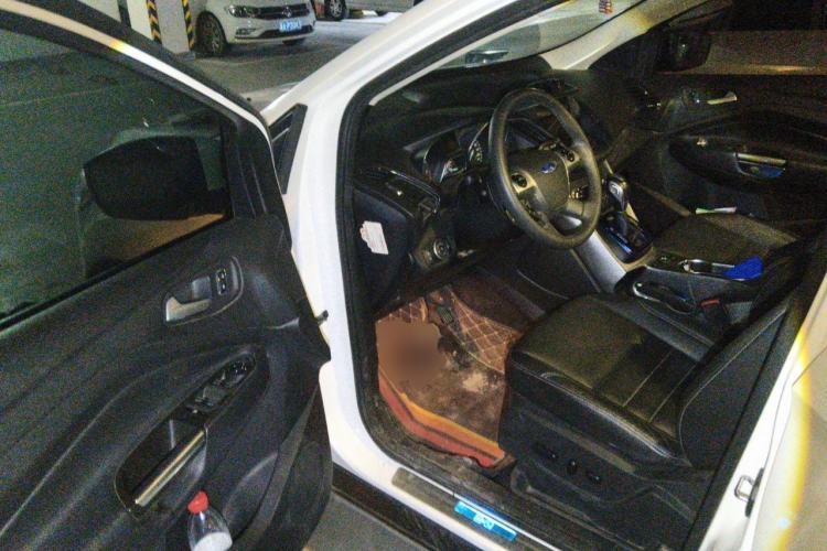 Used Ford Kuga 2015 1.5L GTDi Four-Wheel-Drive Elite Model Driver Seat