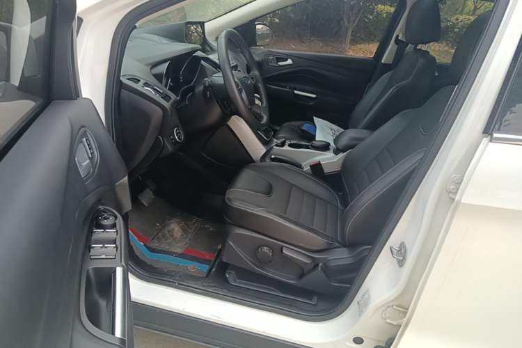 Used Ford Kuga 2015 1.5L GTDi Two-Wheel Drive Fashion Edition Driver Seat