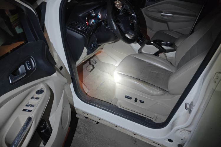 Used Ford Kuga 2015 1.5L GTDi Four-Wheel-Drive Elite Model Driver Seat