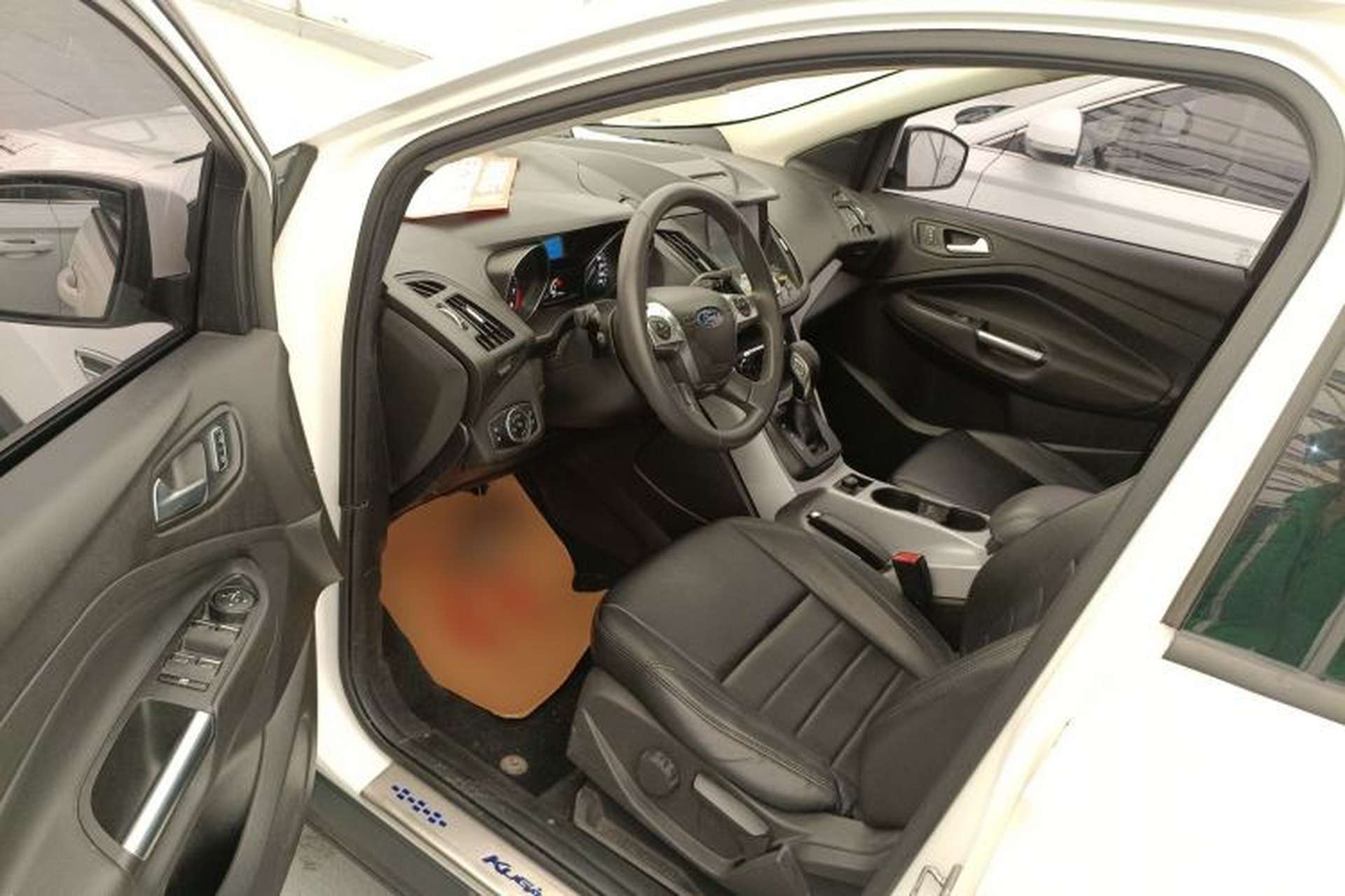 Used Ford Kuga 2015 1.5L GTDi Two-Wheel-Drive Comfort Model Driver Seat