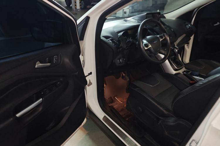 Used Ford Kuga 2015 1.5L GTDi Two-Wheel Drive Fashion Edition Driver Seat
