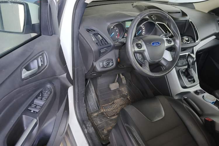 Used Ford Kuga 2015 1.5L GTDi Two-Wheel Drive Fashion Edition Driver Seat