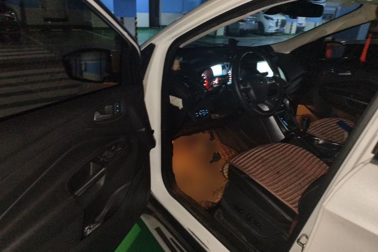 Used Ford Kuga 2015 2.0L GTDi Four-Wheel Drive Elite Model Driver Seat