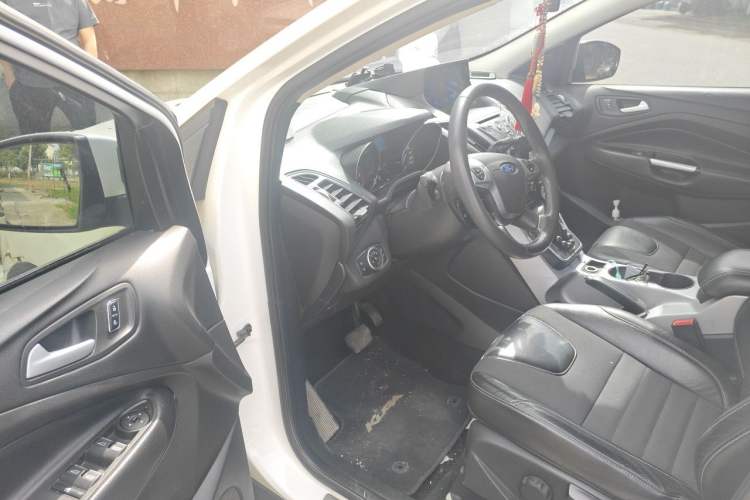 Used Ford Kuga 2015 1.5L GTDi Two-Wheel Drive Fashion Edition Driver Seat