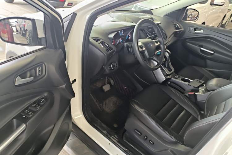 Used Ford Kuga 2015 1.5L GTDi Four-Wheel-Drive Elite Model Driver Seat