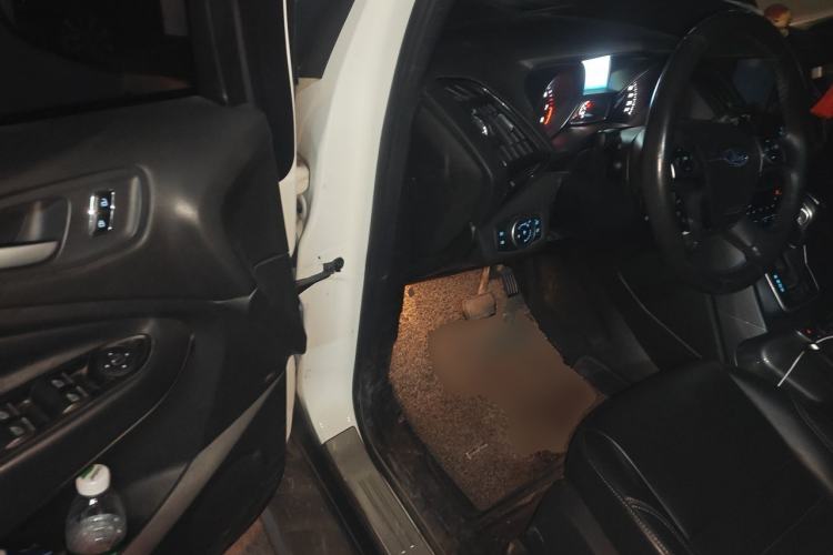 Used Ford Kuga 2015 1.5L GTDi Four-Wheel-Drive Elite Model Driver Seat