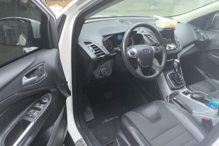 Used Ford Kuga 2015 1.5L GTDi Two-Wheel Drive Fashion Edition Driver Seat