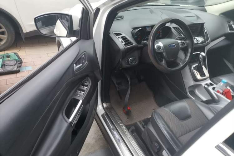 Used Ford Kuga 2015 1.5L GTDi Two-Wheel Drive Fashion Edition Driver Seat