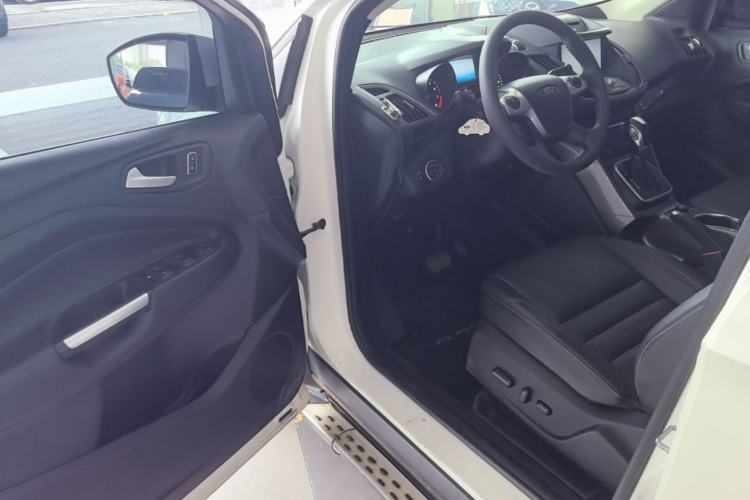 Used Ford Kuga 2015 1.5L GTDi Four-Wheel-Drive Elite Model Driver Seat
