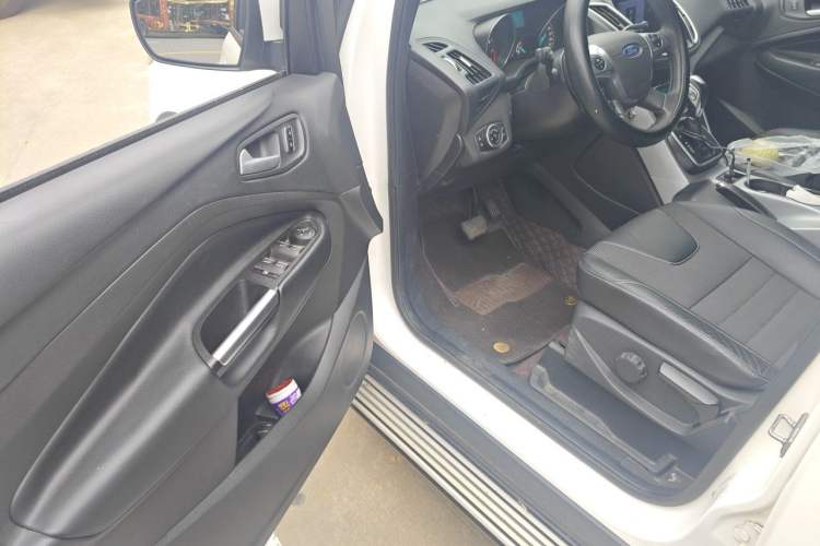 Used Ford Kuga 2015 1.5L GTDi Two-Wheel Drive Fashion Edition Driver Seat
