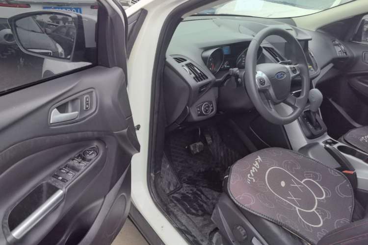Used Ford Kuga 2015 1.5L GTDi Two-Wheel-Drive Comfort Model Driver Seat
