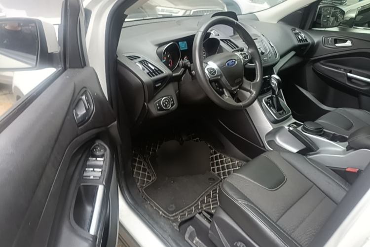 Used Ford Kuga 2015 1.5L GTDi Two-Wheel Drive Fashion Edition Driver Seat